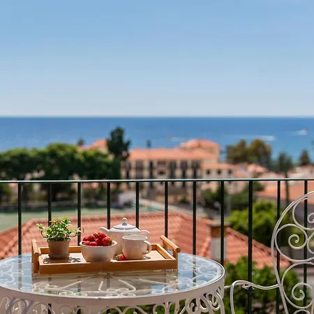 Дом отдыха Casa Strelitzia By An Island *