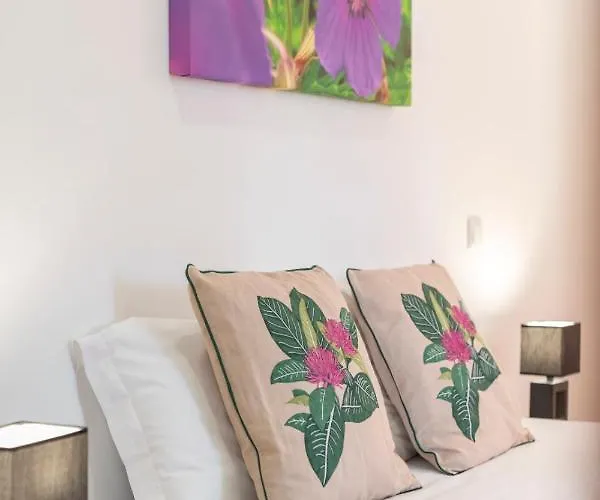 度假居 Casa Strelitzia By An Island *