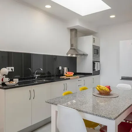 Casa Strelitzia By An Island Dom wakacyjny Funchal (Madeira)