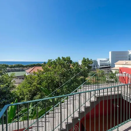 Casa Strelitzia By An Island Funchal (Madeira)